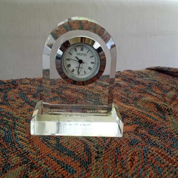 Fifth Avenue Crystal 2 1/2 inch Archway Clock - Picture 3 of 5